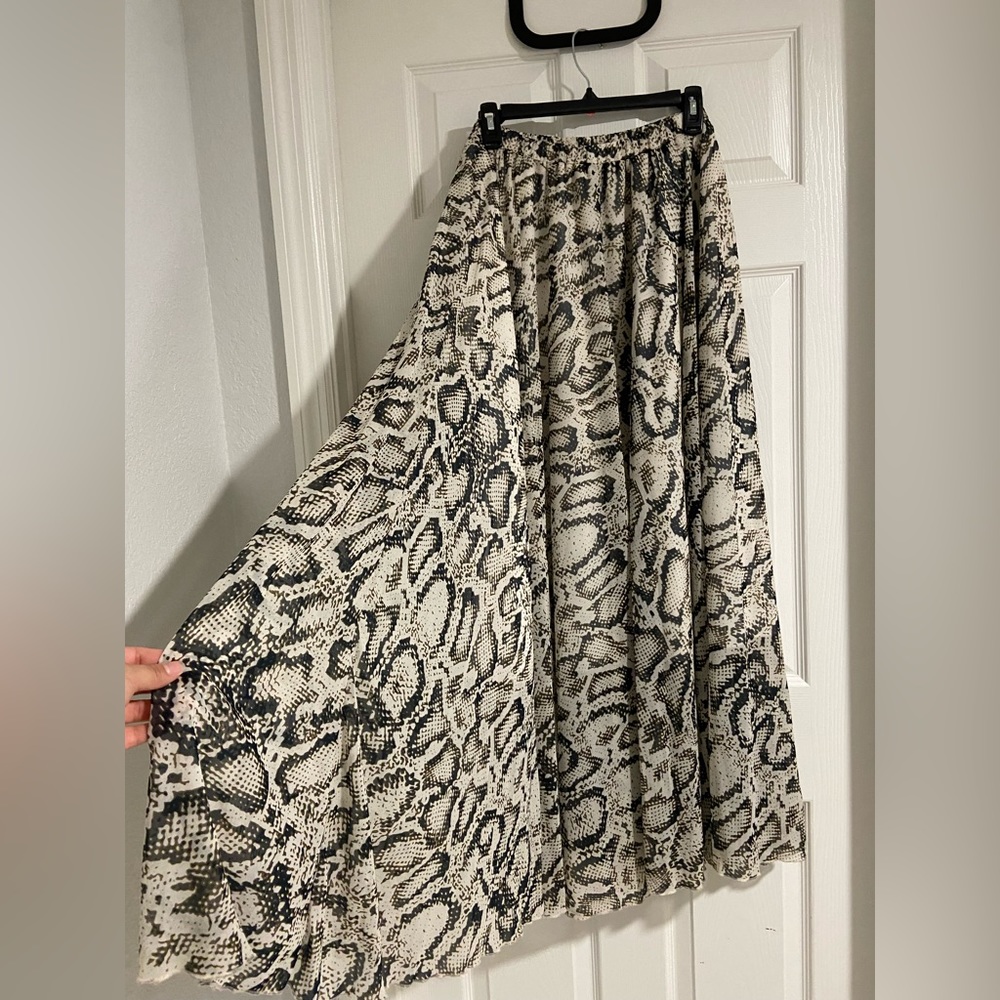 Snake skin print maxi skirt